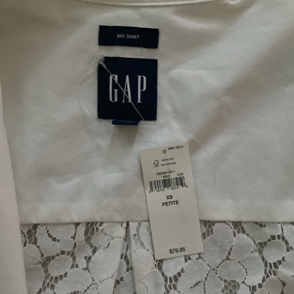 GAP Women’s Button Down Lace Shirt NEW - Picture 4 of 4